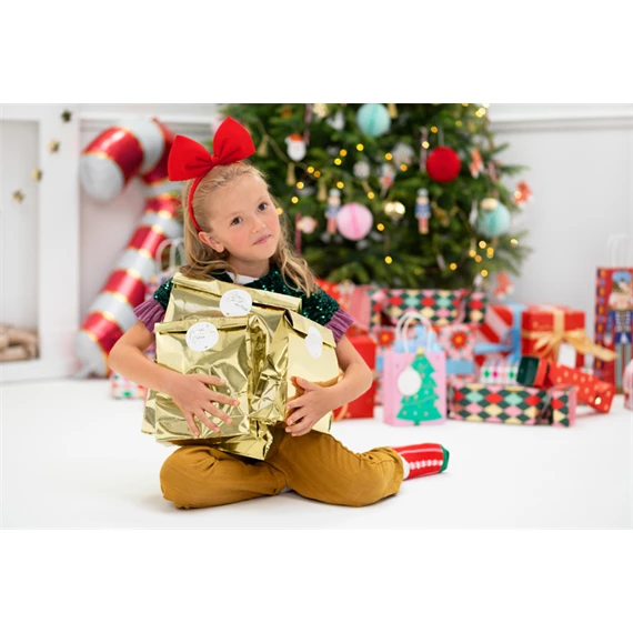 Ajándéktasakok arany 25x38x11 cm S/3