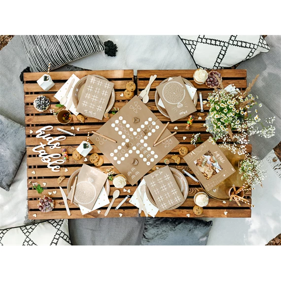 Fa konfetti szívek 2x2 cm S/50