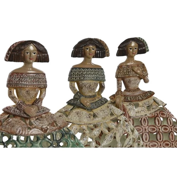 Figura nő 19x7x23 cm 3 féle