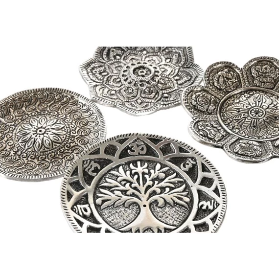 Füstölő tartó 11x11x1 cm 4 féle