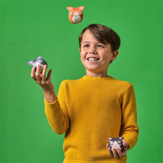 Zsonglőr labdák, Három kismacska