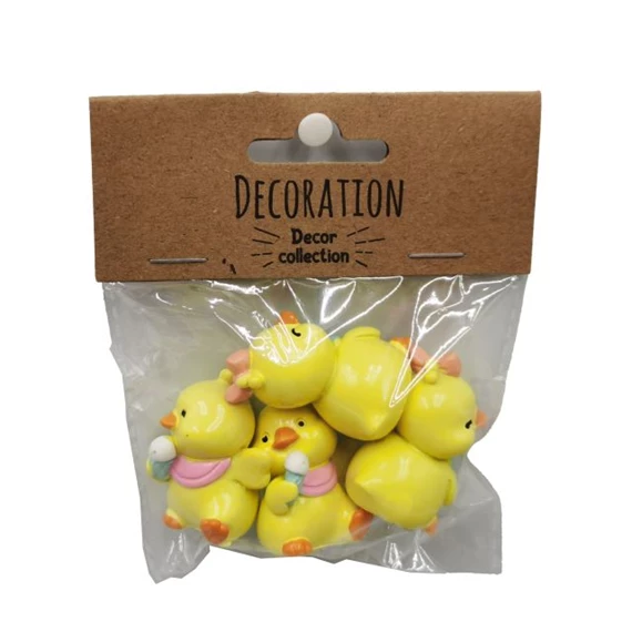 Kacsa kendővel 2,3x2,3x4 cm 4féle S/4