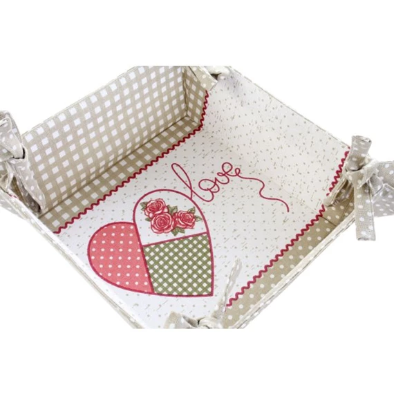 Kosár "LOVE" felirattal 20x20x10 cm 2 féle