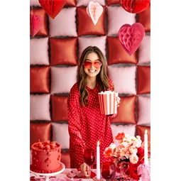 Szív alakú szemüveg piros, keret szélessége 13,5 cm, keret magassága 5 cm, szár hossza 13 cm