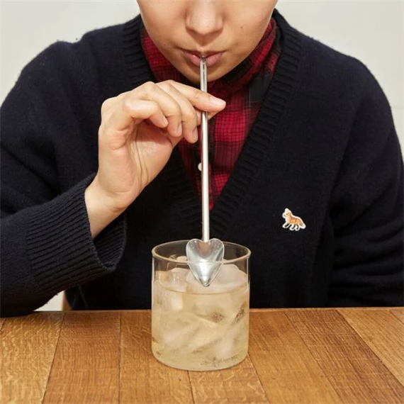 Szívószál kanállal fémből 22,86x3,1x1,27 cm