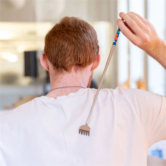 Teleszkópos hátvakaró, botanikus 50 cm