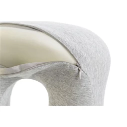 Utazópárna 27x27x14 cm 2 féle