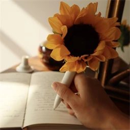 Váza tollal 2 in 1 12,5x5,5x6,5 cm