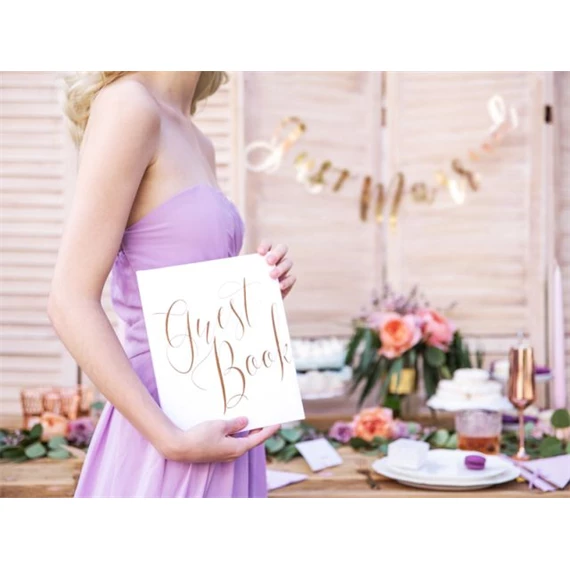 Vendégkönyv 22 oldalas 20x24,5 cm fehér,arany