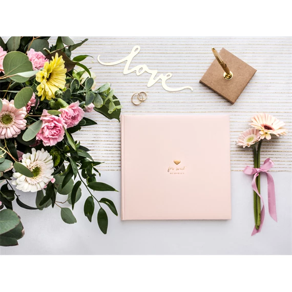 Vendégkönyv édes emlékekhez 20,5x20,5 cm púderrózsaszín 22 oldal